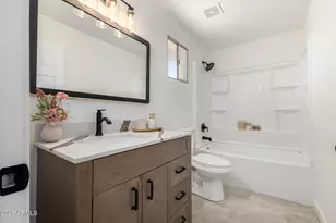 8226 W Meadowbrook Ave, Phoenix, AZ 85033 - Photo 34