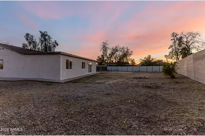 8226 W Meadowbrook Avenue, Phoenix, AZ 85033 - Photo 42