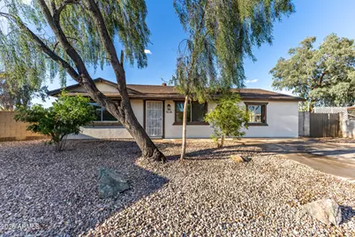 8226 W Meadowbrook Avenue, Phoenix, AZ 85033 - Photo 12