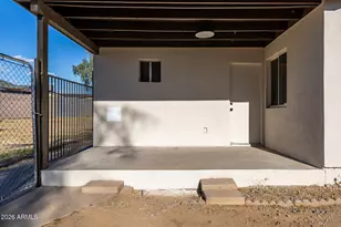 8226 W Meadowbrook Ave, Phoenix, AZ 85033 - Photo 44