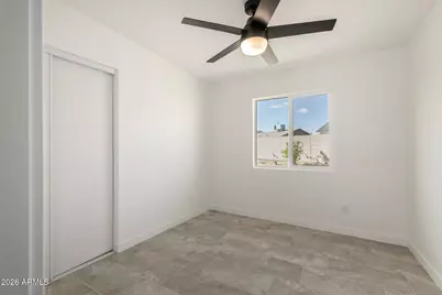 8226 W Meadowbrook Avenue, Phoenix, AZ 85033 - Photo 30