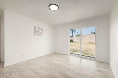 8226 W Meadowbrook Avenue, Phoenix, AZ 85033 - Photo 16