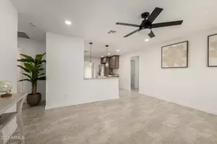 8226 W Meadowbrook Ave, Phoenix, AZ 85033 - Photo 14