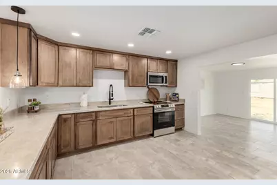 8226 W Meadowbrook Avenue, Phoenix, AZ 85033 - Photo 18