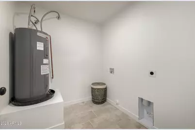 8226 W Meadowbrook Avenue, Phoenix, AZ 85033 - Photo 36