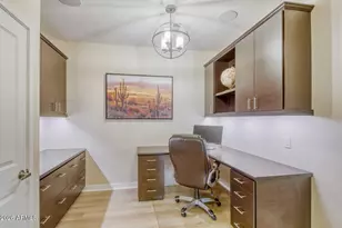 2511 W Queen Creek Rd, Chandler, AZ 85248 - Photo 12