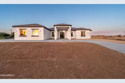 9233 S 227th Drive, Buckeye, AZ 85326 - Photo 2