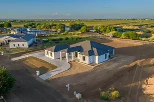 9233 S 227th Dr, Buckeye, AZ 85326 - Photo 1