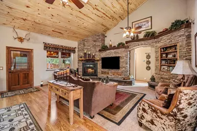 2952 N Country View Lane, Overgaard, AZ 85933 - Photo 16