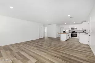 2208 E Alta Vista Rd, Phoenix, AZ 85042 - Photo 6