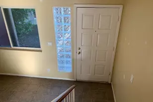 20227 N 21st Dr, Phoenix, AZ 85027 - Photo 8