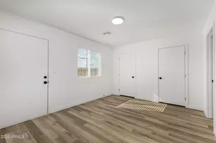 2208 E Alta Vista Rd, Phoenix, AZ 85042 - Photo 14