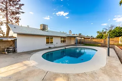 8521 N 53rd Drive, Glendale, AZ 85302 - Photo 2