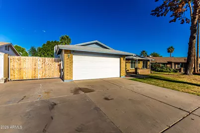 8521 N 53rd Drive, Glendale, AZ 85302 - Photo 8