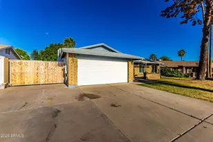 8521 N 53rd Dr, Glendale, AZ 85302 - Photo 8