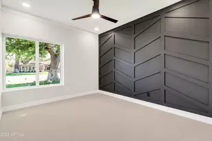 940 E Secretariat Dr, Tempe, AZ 85284 - Photo 32