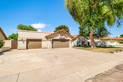 940 E Secretariat Drive, Tempe, AZ 85284 - Photo 4