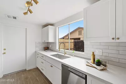 1410 W Colt Road, Chandler, AZ 85224 - Photo 16