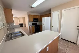 3623 W Villa Linda Dr, Glendale, AZ 85310 - Photo 10