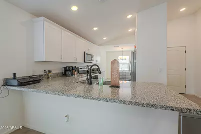 786 W Kingman Drive, Casa Grande, AZ 85122 - Photo 8