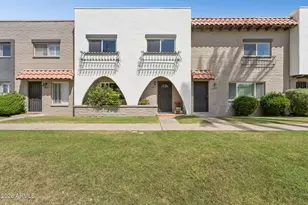 2818 E Clarendon Ave, Phoenix, AZ 85016 - Photo 1