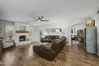 9764 W Rockwood Drive, Peoria, AZ 85382 - Photo 6