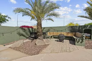 13330 W Caribbean Ln, Surprise, AZ 85379 - Photo 42