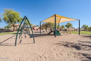 13330 W Caribbean Ln, Surprise, AZ 85379 - Photo 50