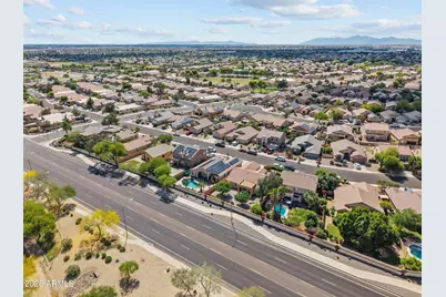 13330 W Caribbean Lane, Surprise, AZ 85379 - Photo 48