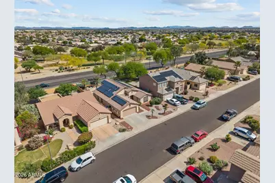 13330 W Caribbean Lane, Surprise, AZ 85379 - Photo 46