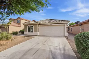 1295 E Estelle Ln, San Tan Valley, AZ 85140 - Photo 2