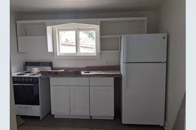 228 N Miami Avenue, Miami, AZ 85539 - Photo 2