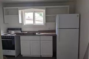 228 N Miami Ave, Miami, AZ 85539 - Photo 2