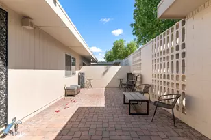 18226 N 104th Ave, Sun City, AZ 85373 - Photo 8