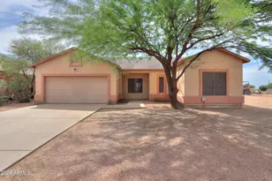 15220 S Padres Rd, Arizona City, AZ 85123 - Photo 2