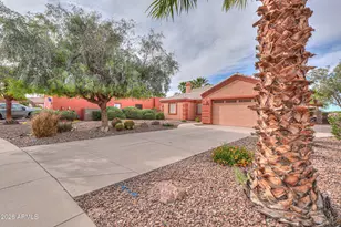 880 W St Andrews Dr, Casa Grande, AZ 85122 - Photo 2
