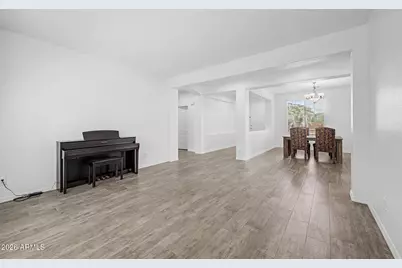 3371 E Horseshoe Drive, Chandler, AZ 85249 - Photo 8