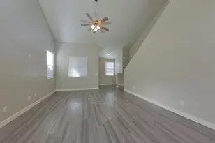 2638 E Danbury Rd, Phoenix, AZ 85032 - Photo 2