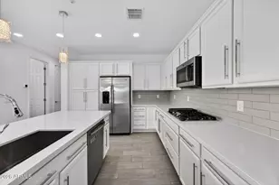 31738 N 24th Dr Dr, Phoenix, AZ 85085 - Photo 10