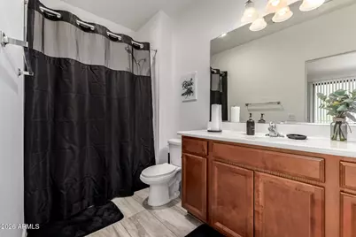 3900 E Baseline Road #167, Phoenix, AZ 85042 - Photo 10