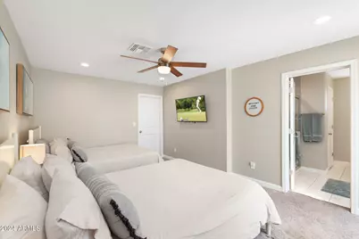 2025 N 66th Street, Scottsdale, AZ 85257 - Photo 16