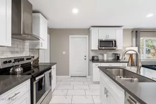 2025 N 66th St, Scottsdale, AZ 85257 - Photo 8