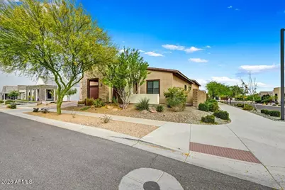 1352 E La Mirada Drive, Phoenix, AZ 85042 - Photo 2