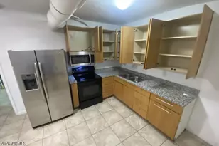 2045 W Washington St, Phoenix, AZ 85009 - Photo 4