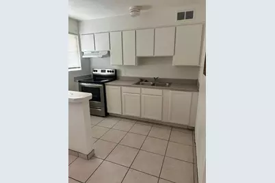 3027 N 37th Street #Apt 5, Phoenix, AZ 85018 - Photo 6