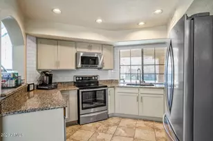 40 W Sarah Ln, Tempe, AZ 85284 - Photo 4