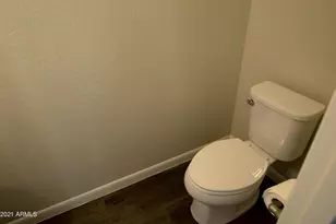 2090 S Dorsey Ln, Tempe, AZ 85282 - Photo 10