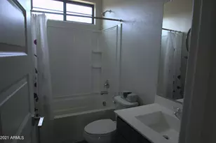 2090 S Dorsey Ln, Tempe, AZ 85282 - Photo 26