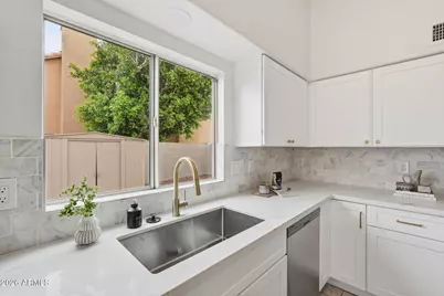 7756 W Hearn Road, Peoria, AZ 85381 - Photo 18