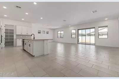 22688 E Diana Way, Queen Creek, AZ 85142 - Photo 6